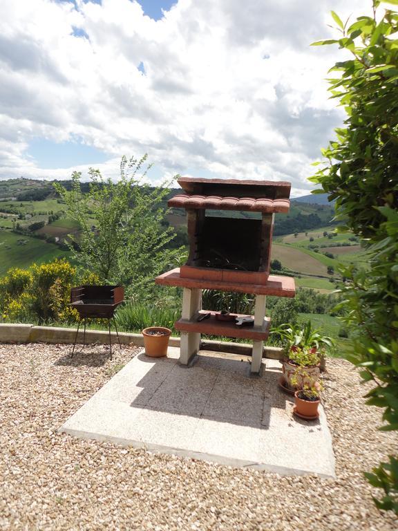 Casa Adriana Lägenhet Penne Exteriör bild